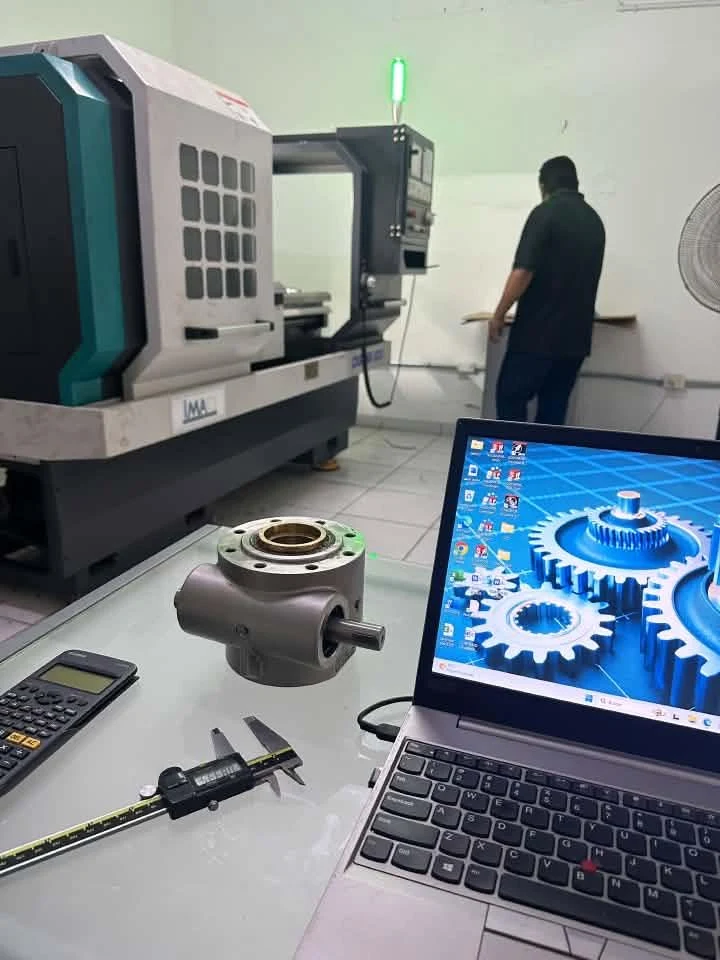 Tecnología CNC y preparación de componentes en MEINS